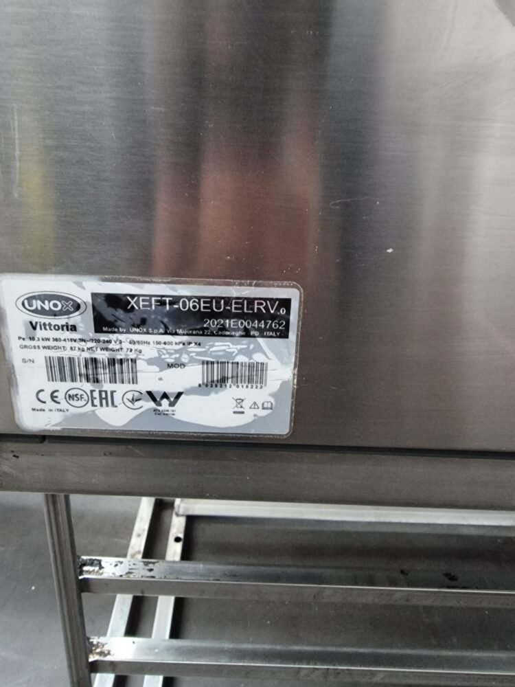 Four à convection professionnel UNOX